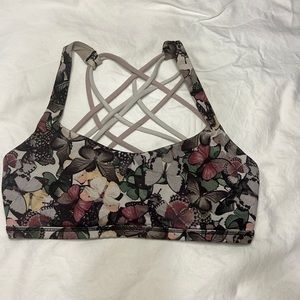Lululemon free to be wild bra